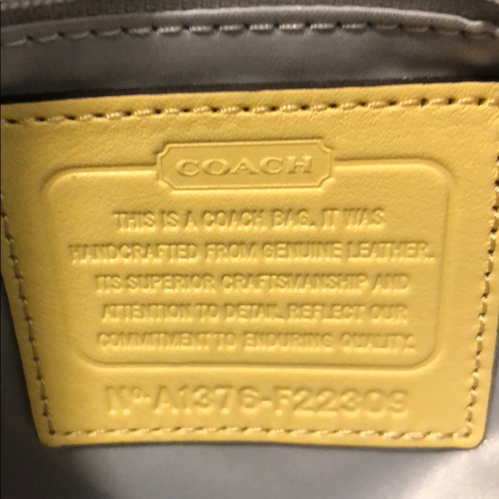 Coach handbag - Picture 8 of 8
